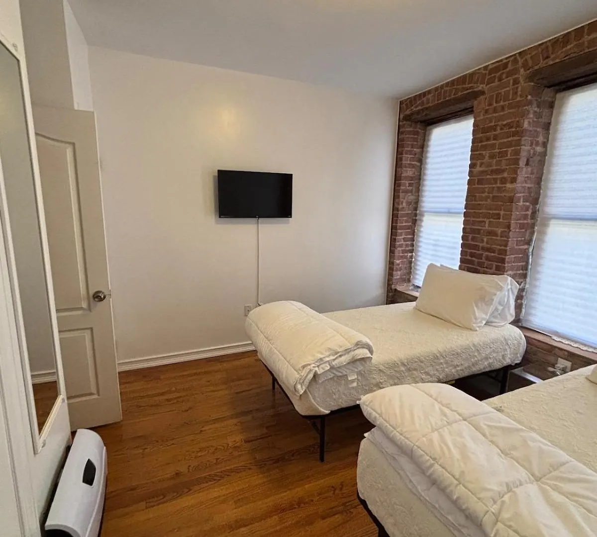 Guest house Harlem House Hotel New York