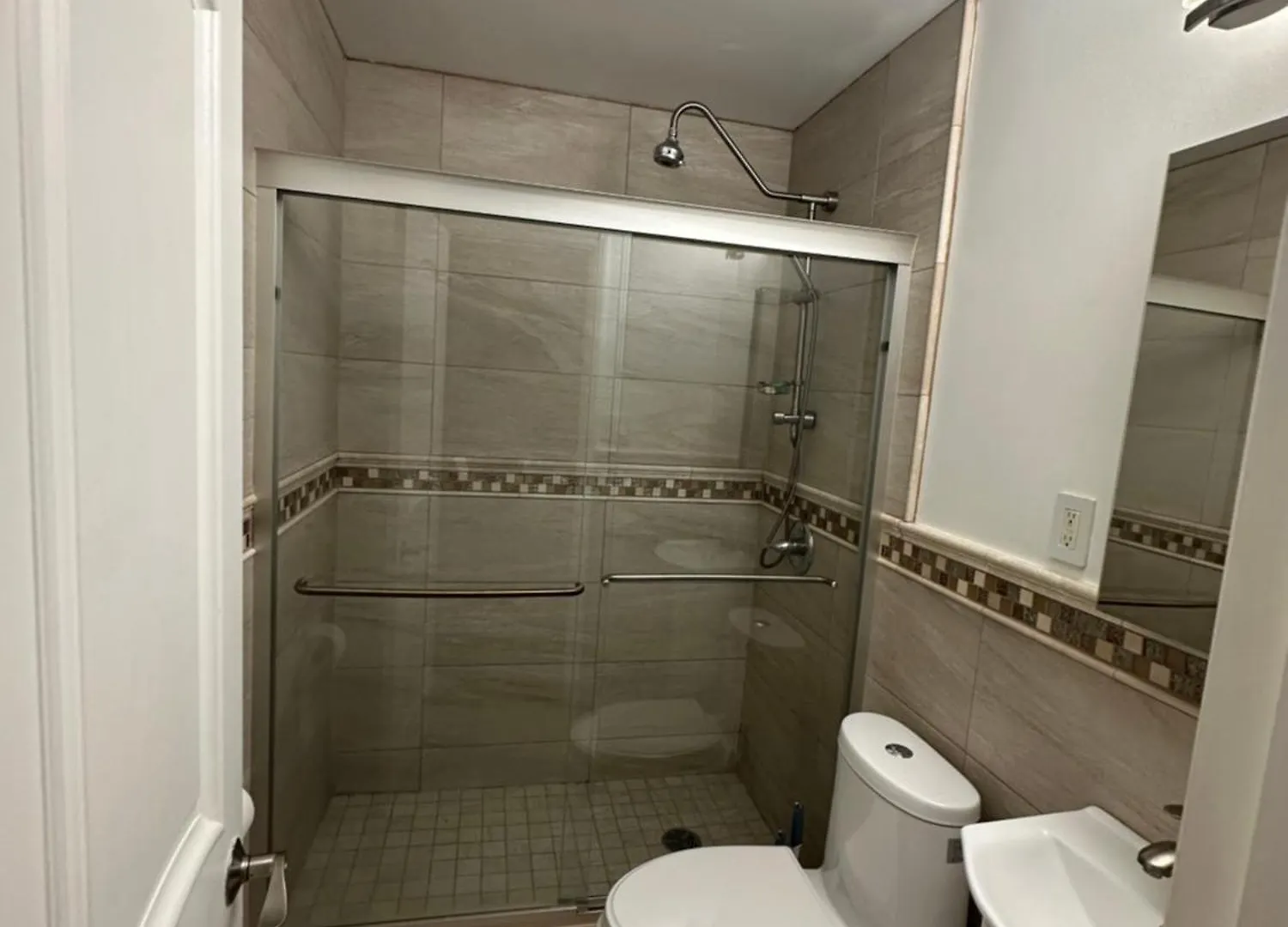 Private Bedroom And Private Bath New York Guest house